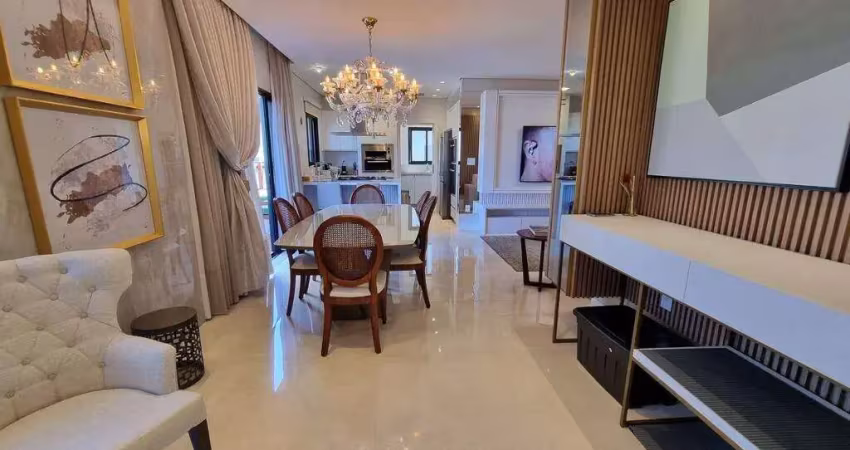 APARTAMENTO DIFERENCIADO COM AMPLA VARANDA - 4 DORMITÓRIOS (SENDO 2 SUÍTES) - 4 VAGAS - QUADRA MAR - ÁREA DE LAZER COMPLETA