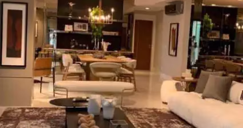 APARTAMENTO MOBILIADO E DECORADO - À 300M DA PRAIA - 3 SUÍTES - 3 VAGAS - ÁREA DE LAZER COMPLETA