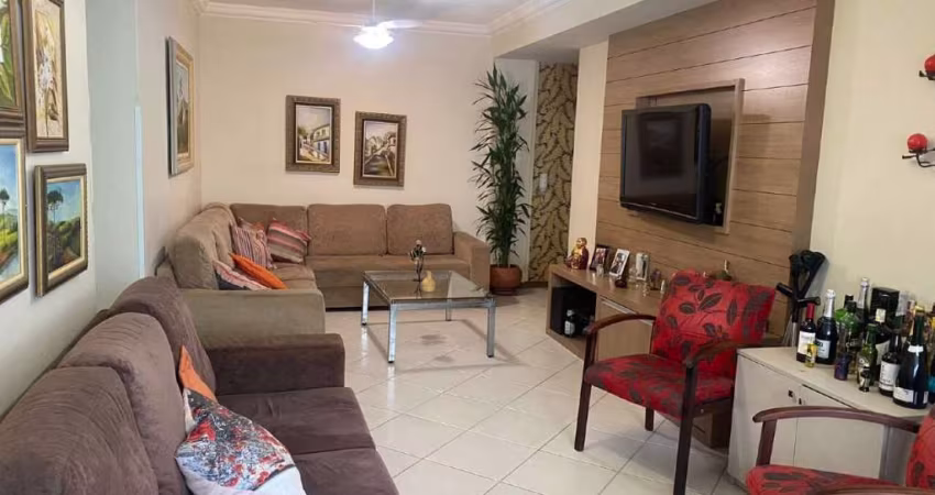 APARTAMENTO MOBILIADO - ÓTIMA LOCALIZAÇÃO - À 400M DA PRAIA - 2 DORMITÓRIOS - 1 VAGA