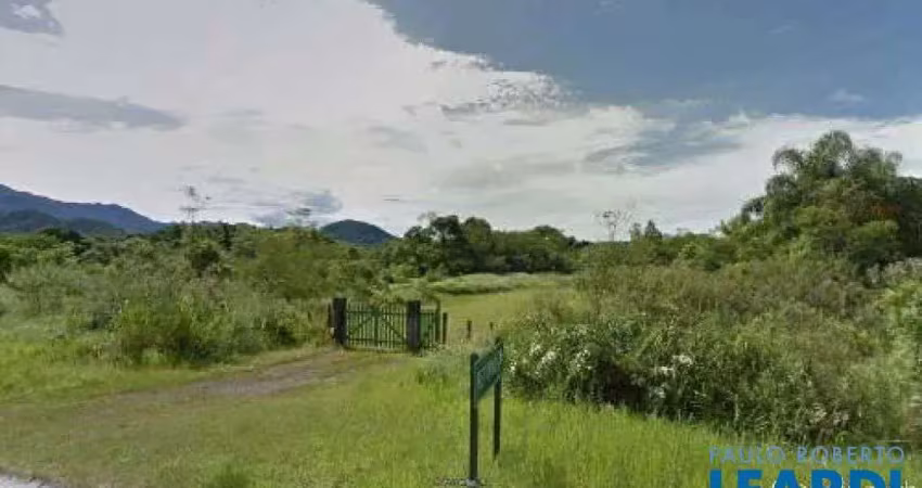 Terreno comercial à venda no Monte Cabrão, Santos 