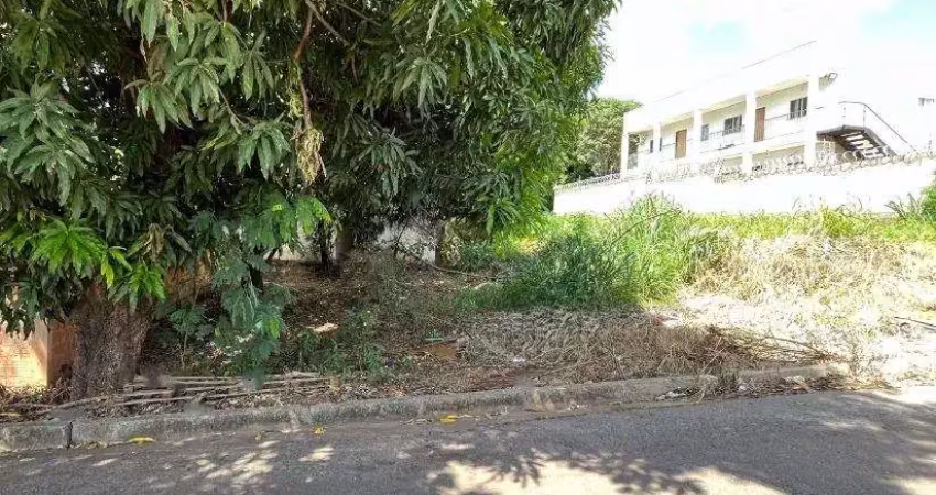 Terreno à venda na Rua Dublin, 1, Despraiado, Cuiabá