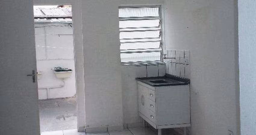 Casa com 1 dormitório para alugar, 43 m² por R$ 1.015,00/mês - Parque São Domingos - São Paulo/SP