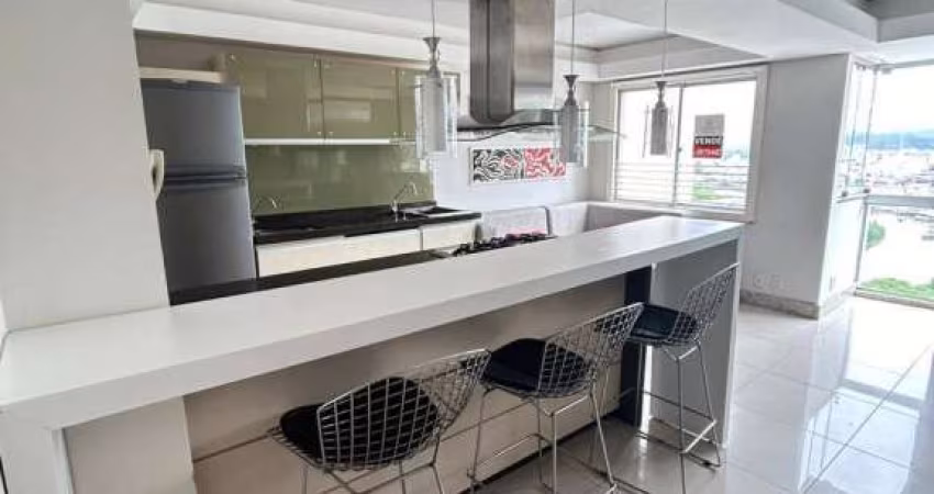 LOCAÇÃO - Apartamento mobiliado, 02 dormitórios, na Barra Sul.