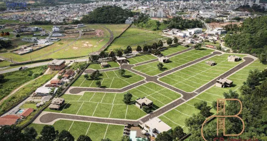 Em construção: lotes em condomínio fechado em camboriú