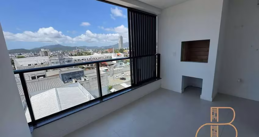 Amplo apartamento novo pronto para morar no centro de Balneário Camboriú