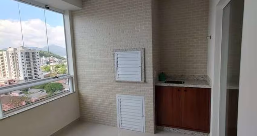 Amplo apartamento com excelente localização no bairro Taboleiro Camboriú