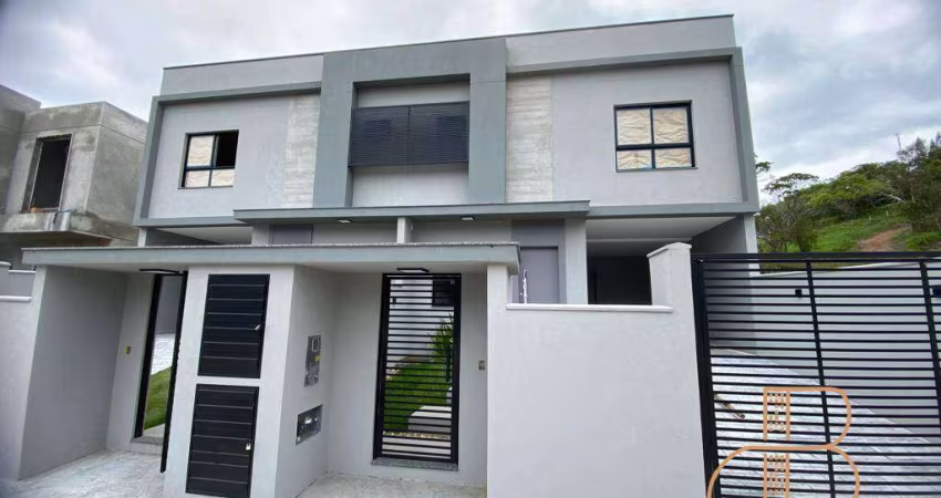 NOVA - Ampla casa geminada de alto padrão com 03 suítes no bairro Areias
