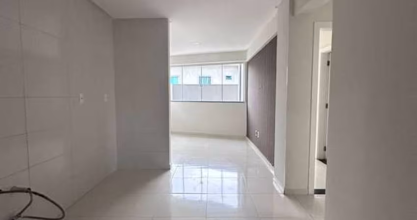 Amplo apartamento diferenciado, 01 suíte + 01 dormitório, pronto para morar