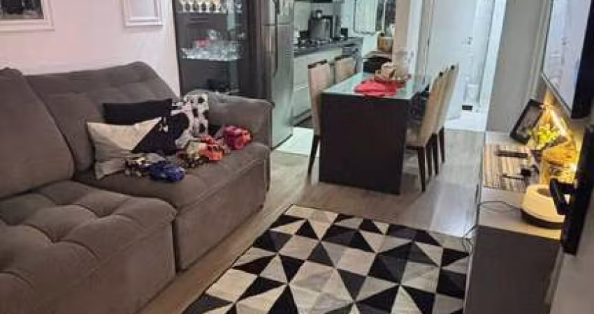 Excelente apartamento em condomínio fechado para venda, bairro Rio Pequeno
