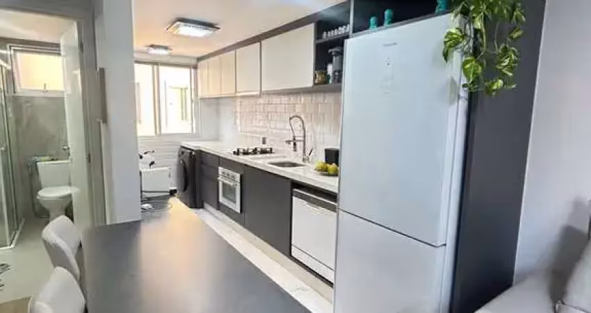 Apartamento em condomínio fechado para locação anual no bairro Rio Pequeno