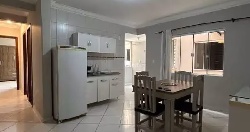 Locação - apartamento 02 quartos, semimobiliado, próximo ao centro camboriú