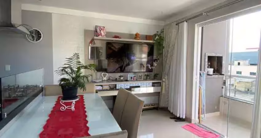 Apartamento dois quartos mobiliado para venda no bairro Areias em Camboriú