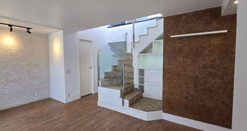 Freguesia. Cobertura Dúplex para Venda com 212m² com 3 Quartos, Sendo 2 Suítes e 2 Vagas.