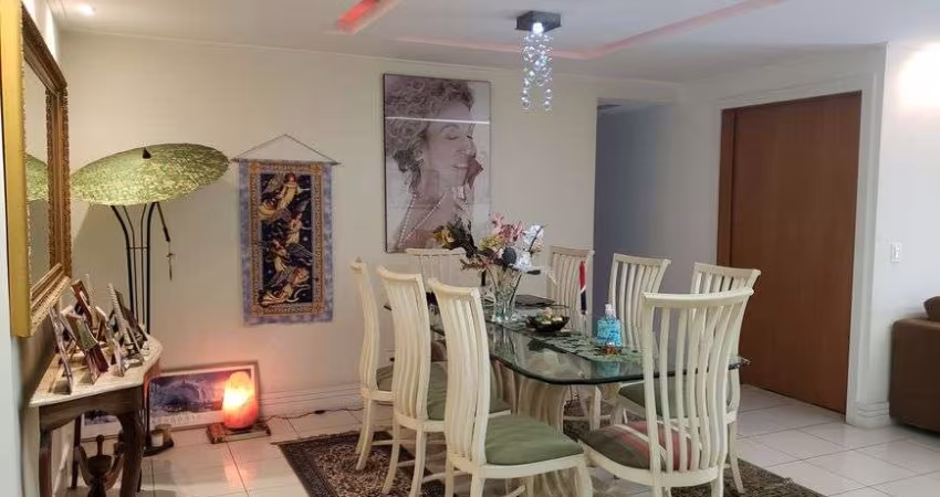 Freguesia. Apartamento com 127m² com 3 Quartos, 1 Suíte e 2 Vagas