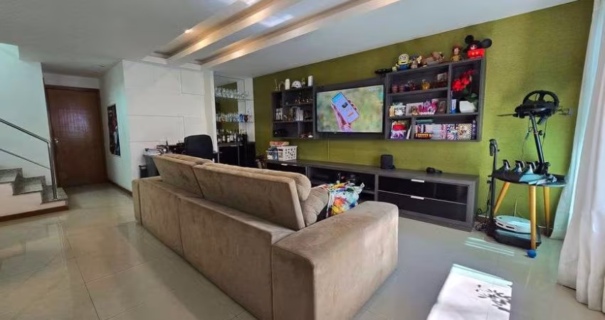 Freguesia. Casa de Condomínio para Venda com Salão, 4 Quartos e 2 Vagas.