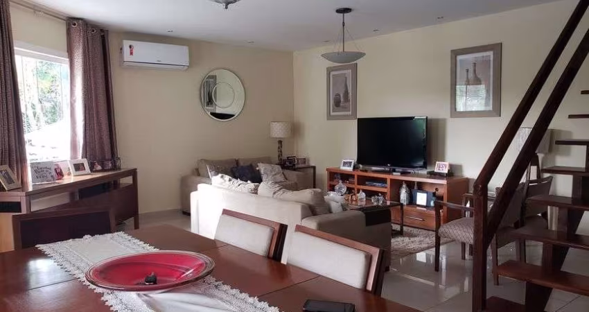 Freguesia/Anil. Casa de Condomínio para Venda com 173m² com 3 Quartos, Sendo 1 Suíte