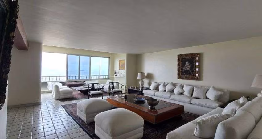 Copacabana. Apartamento para Venda com Salão, 3 Quartos, Sendo 1 Suíte e ? Vagas.