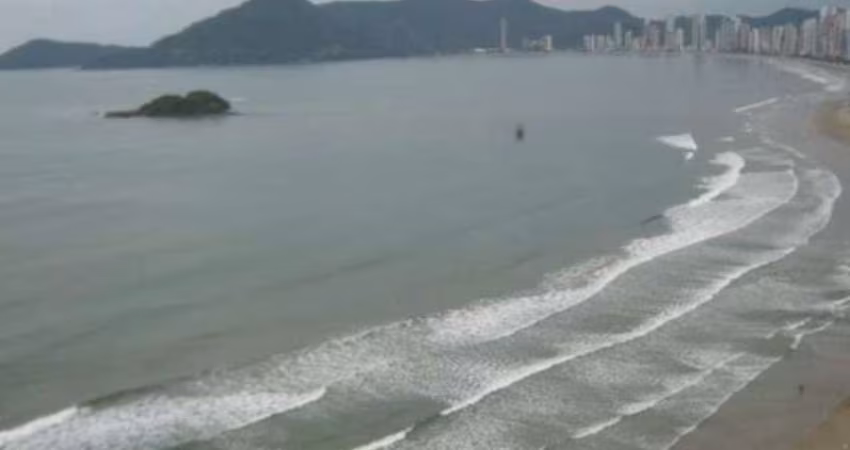 FRENTE MAR - ÁREA LAZER COMPLETA