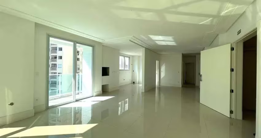 Apartamento de alto padrão na quadra do mar, com 3 suítes à venda, 162 m² por r$