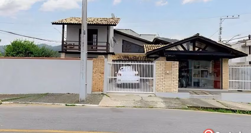 Casa com 3 dormitórios à venda, 174 m² por r$ 4.000.000,00 - ariribá - balneário