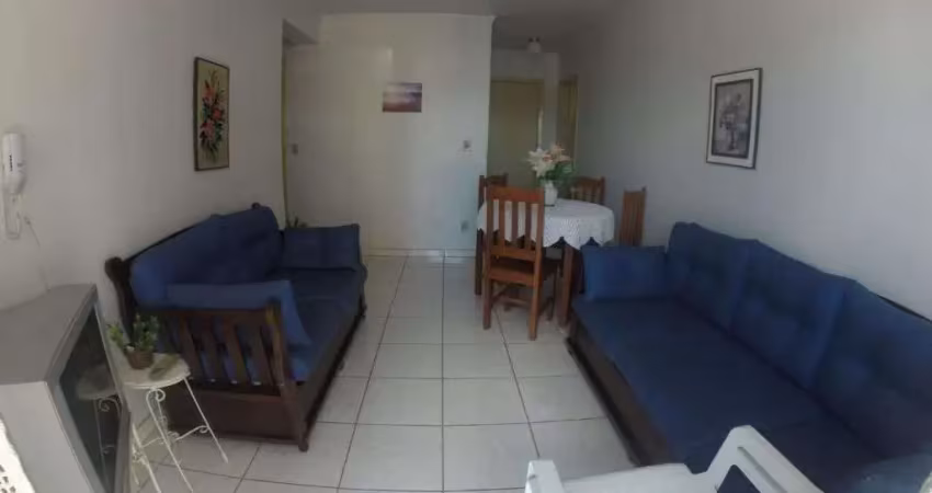 Apê para temporada com 2 quartos e sacada a 500m do mar – r$1.500/dia