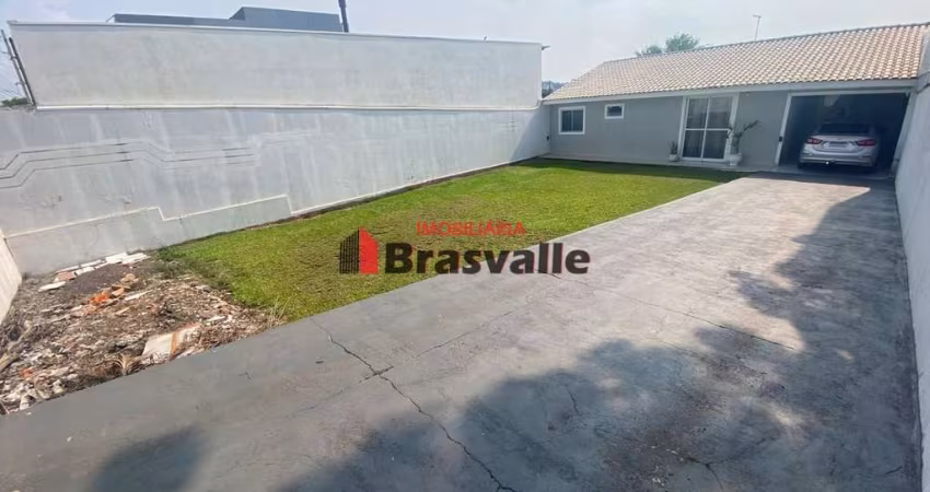 Casa a venda no bairro Coqueiral