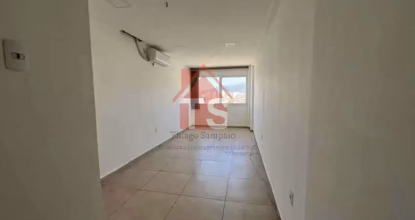 Sala comercial com 1 sala à venda na Avenida Dom Hélder Câmara, Pilares, Rio de Janeiro