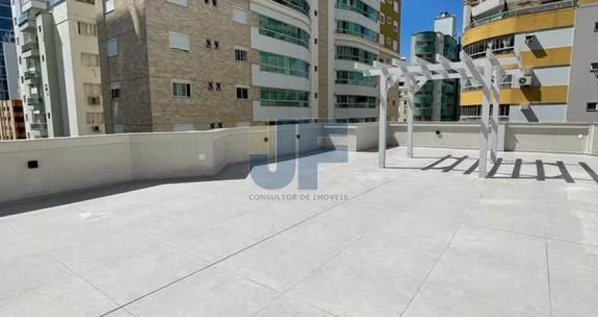 Apartamento para Venda no bairro Centro em Balneário Camboriú sendo 4 suítes, 2 vagas, Sem Mobília, 490 m² de área total, 490 m² privativos,