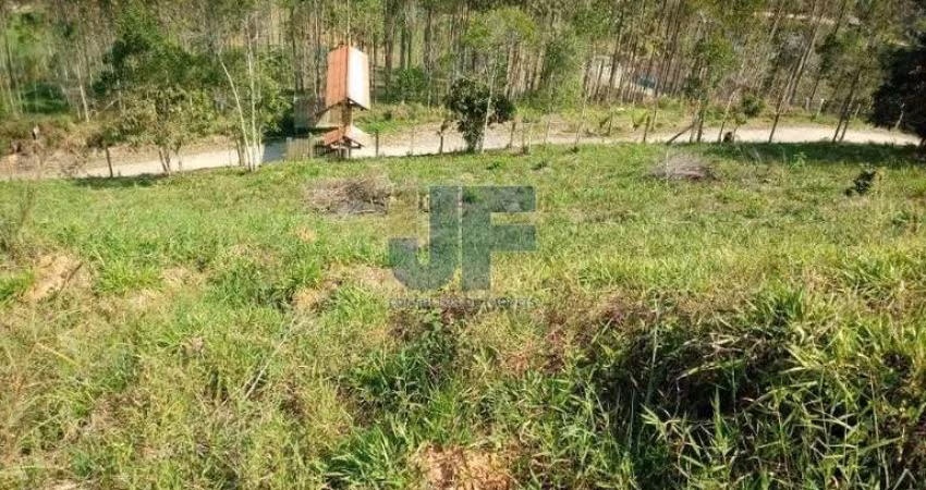 Sítio / Chácara para Venda no bairro Vila das Pedras em Camboriú, 2 quartos, 4 vagas, Sem Mobília, 8000 m² de área total, 8000 m² privativos,