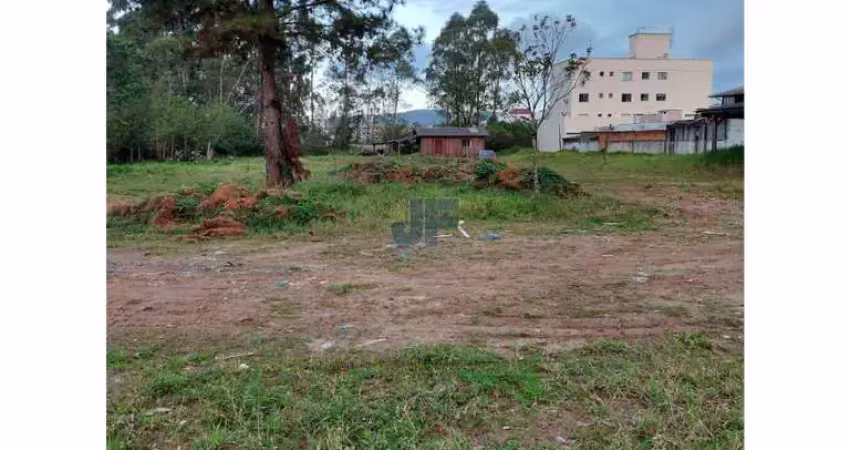 Area Beira Rio 114.000 m², ocalizada na beira do Rio Camboriú