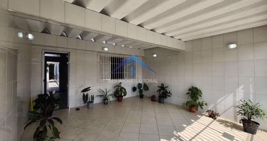 Casa com 2 quartos, Maracanã, Praia Grande - R$ 395 mil, Cod: 5010