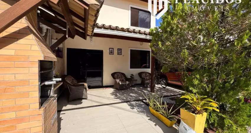 Casa à venda em Piatã, Salvador - BA