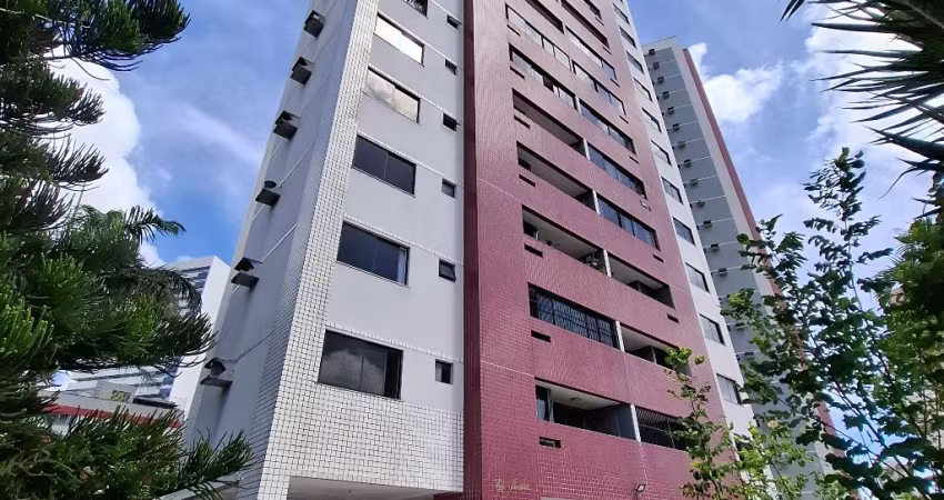 Excelente Localização, Posição Nascente, Sala, Varanda, 02 suítes, Cozinha, Área de Serviço, Dep. de Empregada,  Condominio c/ Portaria 24 horas, Salão de Festas,  Play Ground e Bicicletário.