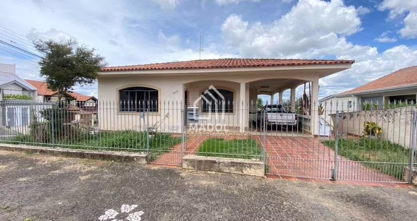 Casa à Venda em Jardim Carvalho, Ponta Grossa - PR
