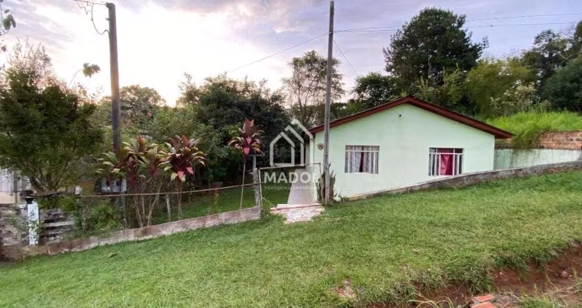 Casa à Venda em Uvaranas, Ponta Grossa - PR