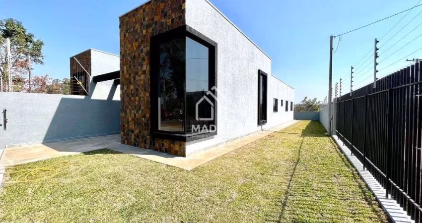 Casa à Venda em Uvaranas, Ponta Grossa - PR