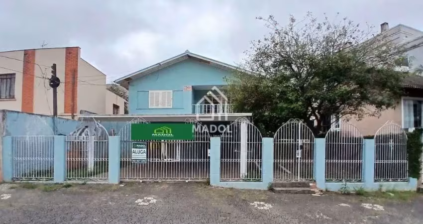 Casa à Venda em Uvaranas, Ponta Grossa - PR