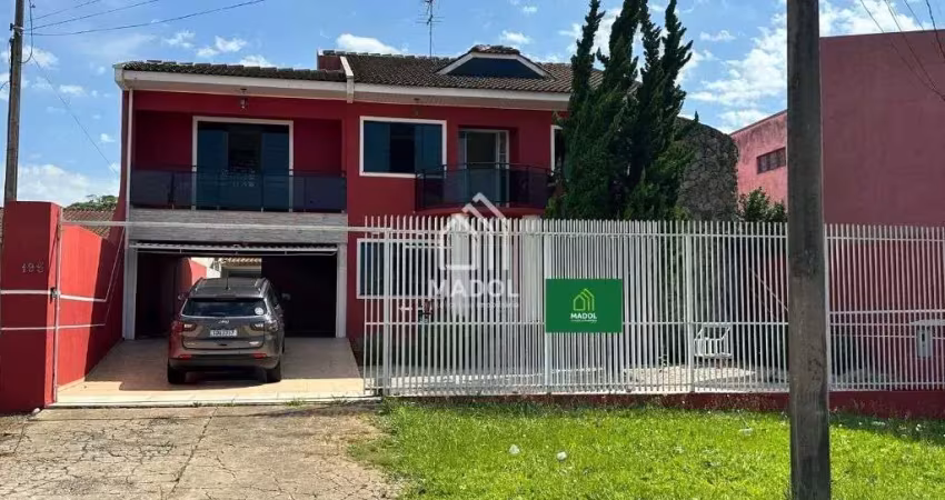 Sobrado à Venda em Uvaranas, Ponta Grossa - PR