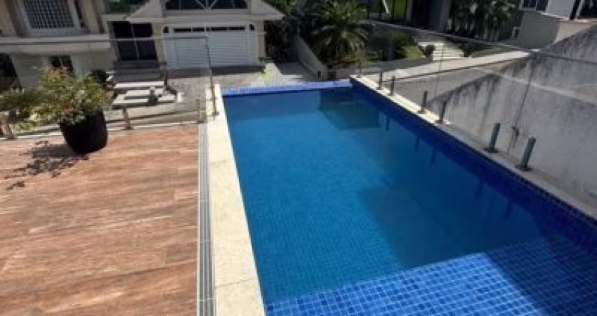 CASA NO JOÃO PAULO - FLORIANÓPOLIS