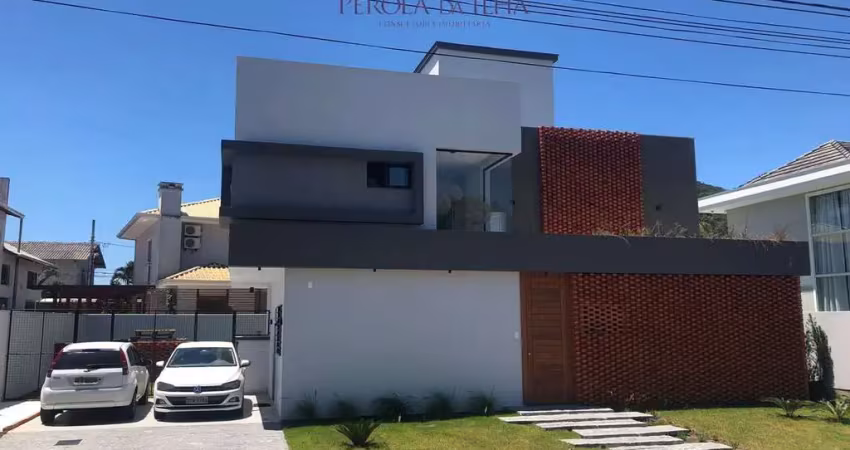Casa de 4 quartos em condomínio de luxo, 3 suítes, 215m² - vargem grande, florianópolis-sc.