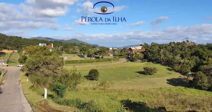 Terreno de 2.500m² em condomínio de luxo em cacupé, florianópolis-sc - oportunidade única!