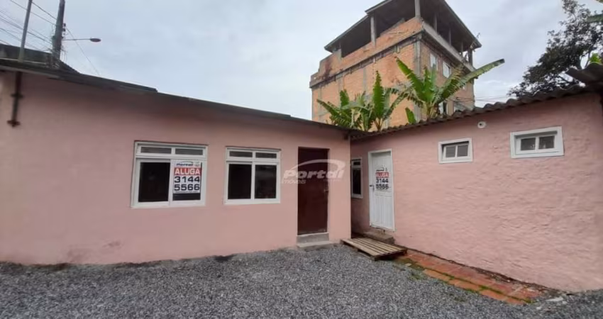 Casa com 3 quartos para alugar no Ribeirão Fresco, Blumenau 
