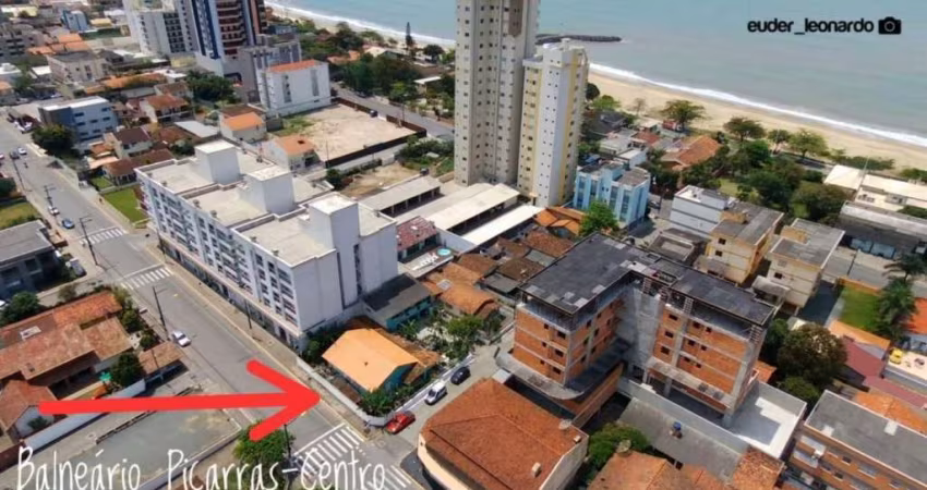 Terreno comercial à venda no Centro, Balneário Piçarras 