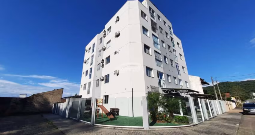 Apartamento com 2 quartos para alugar no Velha Central, Blumenau 