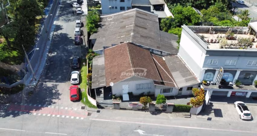 Casa com 3 quartos à venda no Vorstadt, Blumenau 