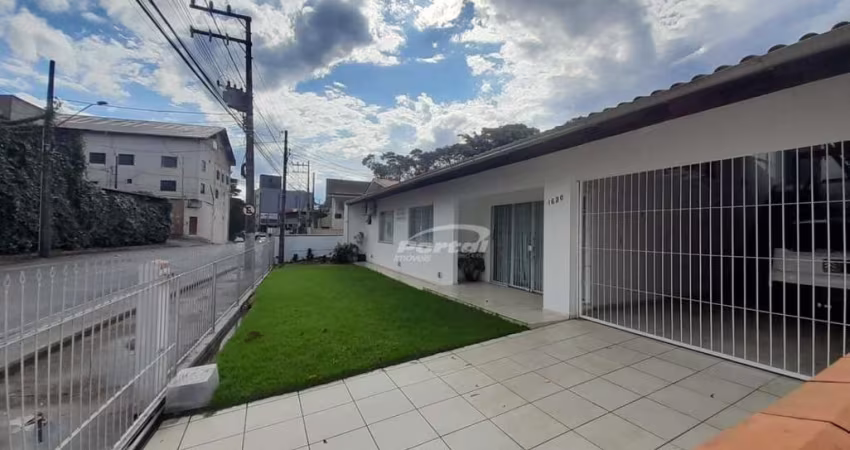 Casa com 5 quartos à venda no Salto do Norte, Blumenau 