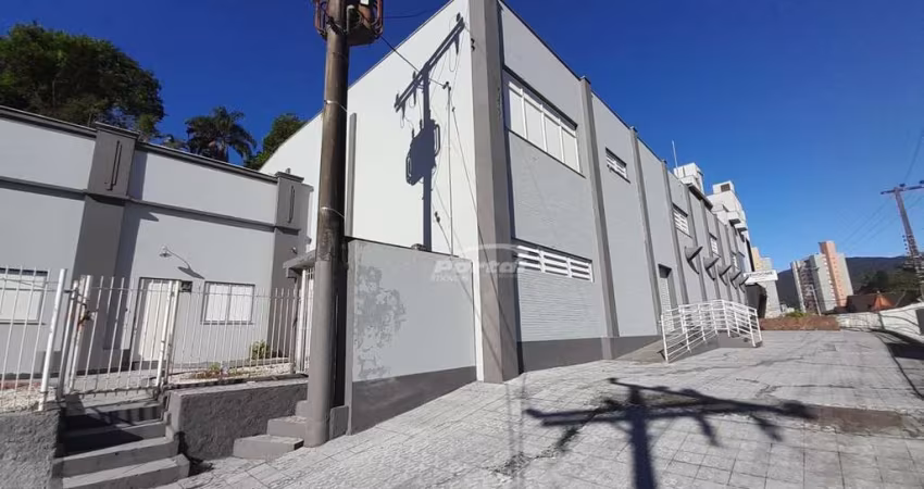 Barracão / Galpão / Depósito para alugar no Garcia, Blumenau 