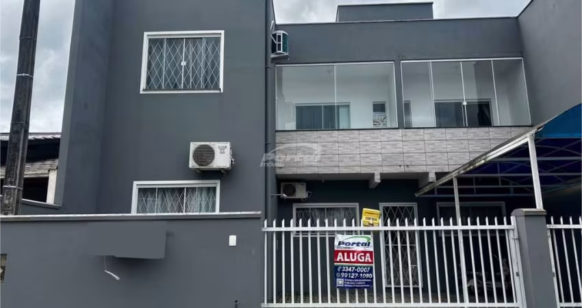 Apartamento com 2 quartos para alugar no Itacolomi, Balneário Piçarras 