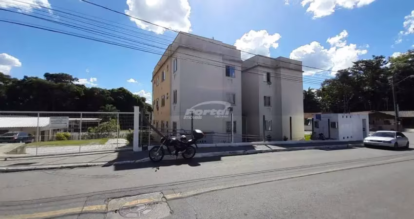 Apartamento com 2 quartos para alugar no Fidélis, Blumenau 