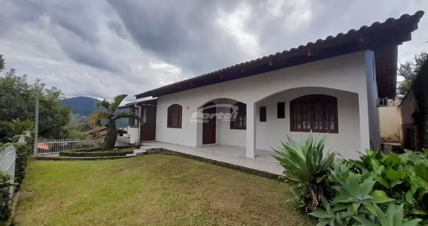 Casa com 3 quartos para alugar no Itoupava Central, Blumenau 
